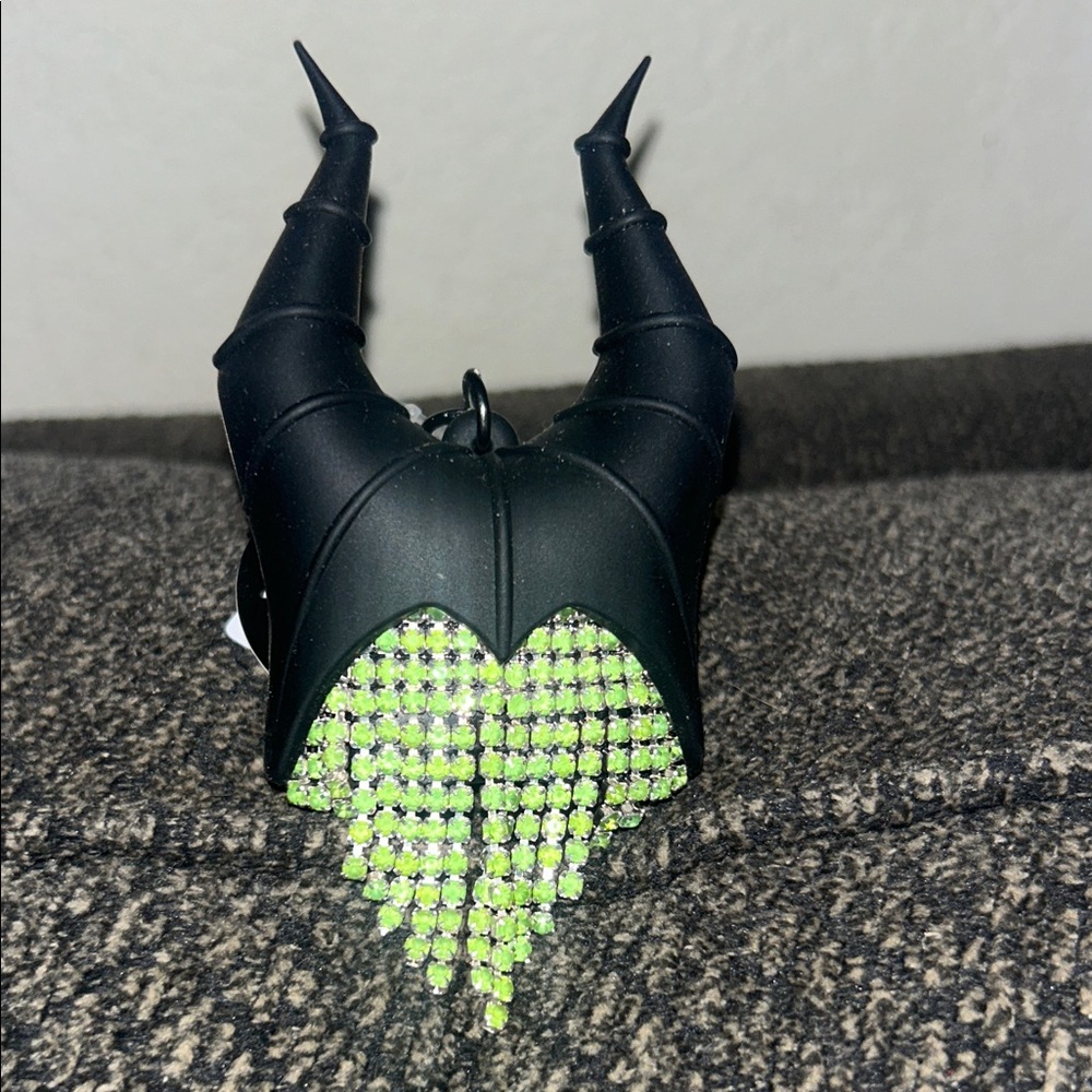 BATH AND BODY WORKS DISNEY VILLAINS MALEFICENT BLING POCKETBAC HOLDER BRAND NWT